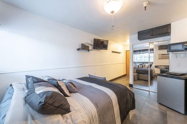 Photo - Carriage House Furnished Condo Available Now Unit 124