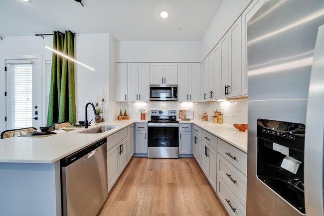 parcHAUS at Mustang Drive