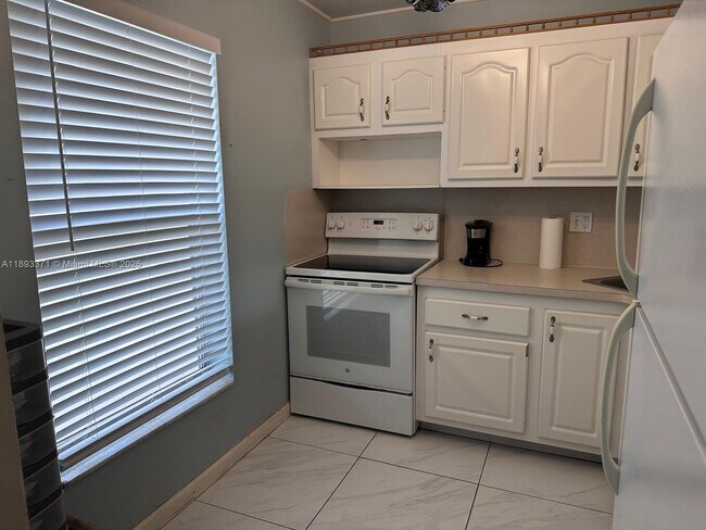 Photo - 6021 NW 61st Ave Unit 208