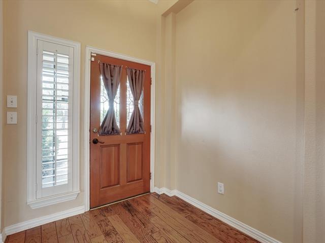 Photo - 1052 Village Pkwy