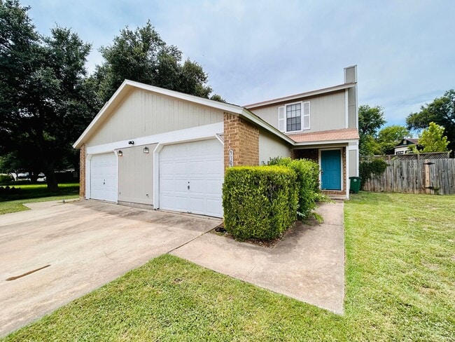 Building Photo - 9300 Kempler Dr Unit A Rental