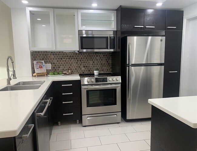 Photo - 2801 N Palm Aire Dr Unit 206