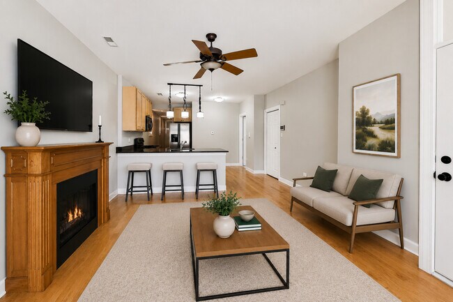 Photo - 2455 W Arthington St Unit 2