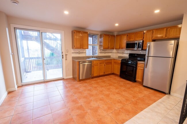 Photo - 818 Palisade Ave Unidad 2