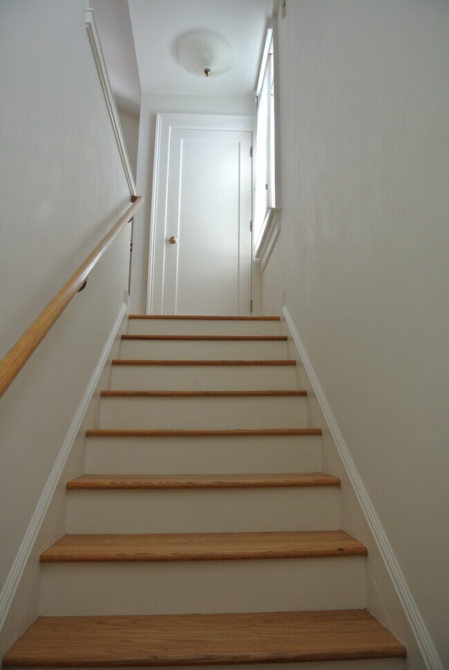 Photo - 680 Shotwell St Unit 680