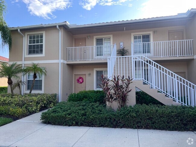 Building Photo - 2845 Cypress Trace Cir Unit 201 Rental