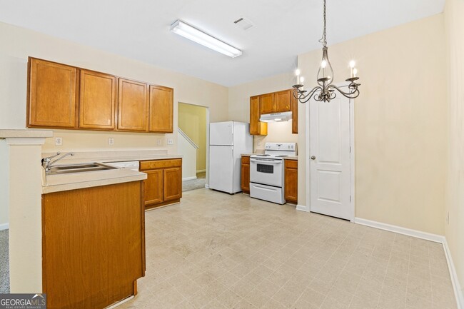 Photo - 1352 Rogers Trce