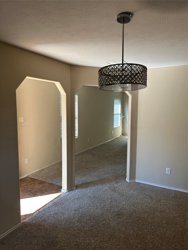 Photo - 16939 Suffolk Bridge Ln