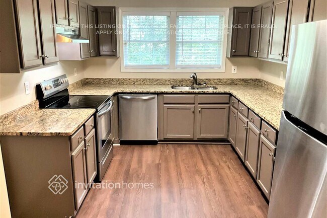 Photo - 8945 Ochil Ln