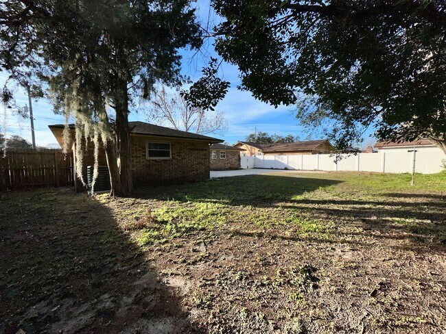 Photo - Home for Rent in Arlington 4-Bedroom, 2-Bathroom