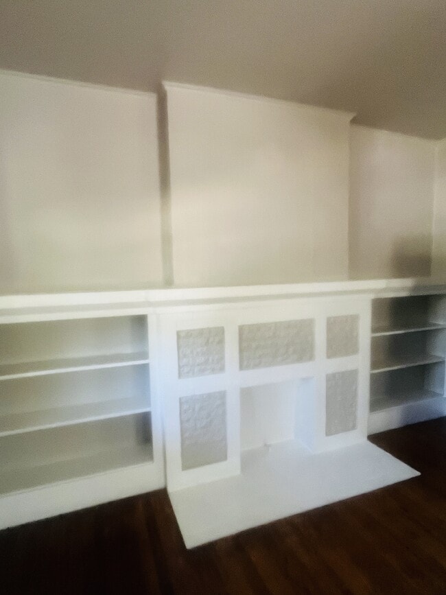 Photo - 1829 W Park Pl