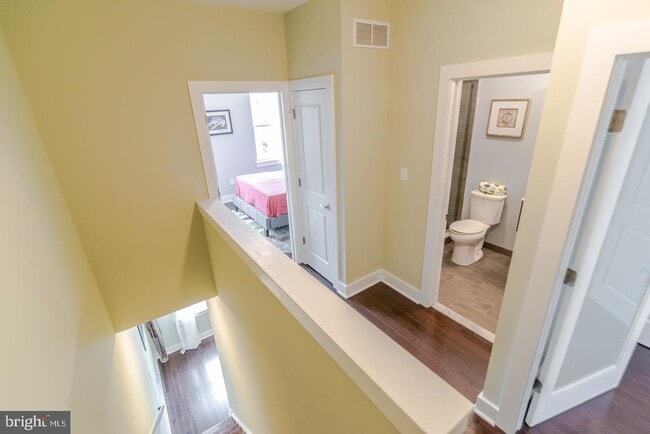 Photo - 2012 W Girard Ave Unit 11B