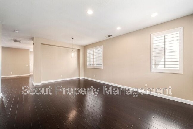 Photo - 33331 Decada St