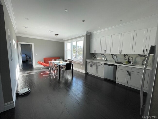 Photo - 308 Battle Ave Unidad 3