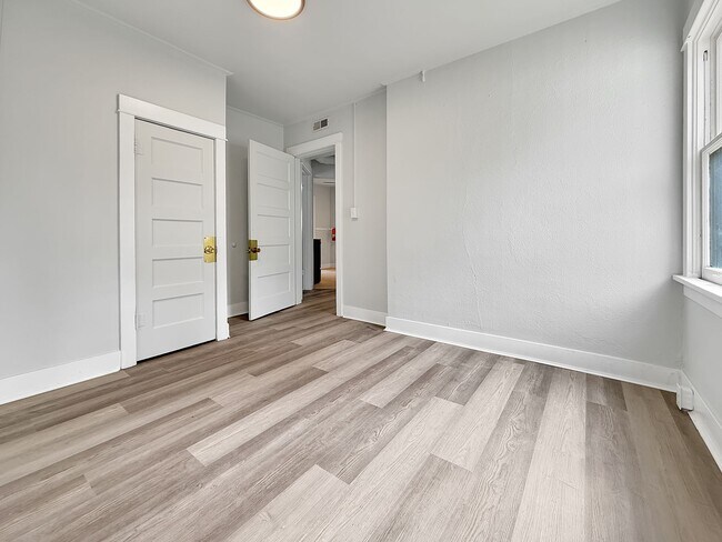 Newly Renovated Duplex
