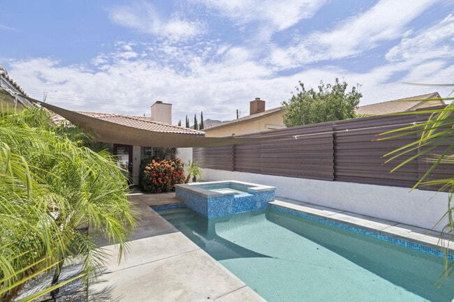 52280 Avenida Ramirez