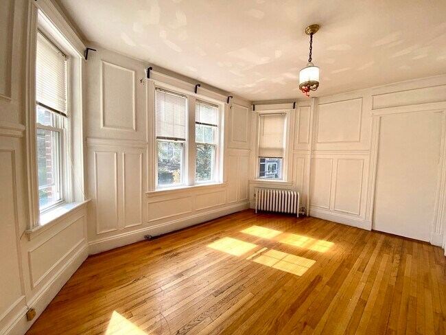 Photo - 74 Babcock St Unit 3