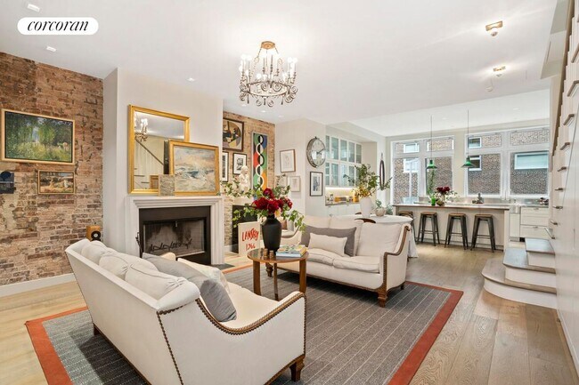 Photo - 308 E 30th St