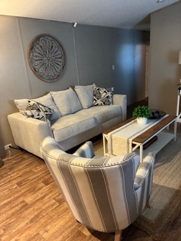 Photo - 156 Weavers Cir