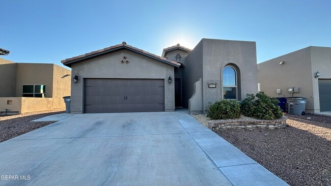 Photo - 2148 Honour Point Pl