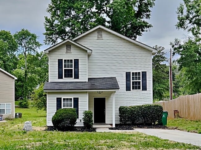 Photo - 3214 Westerwood Dr House
