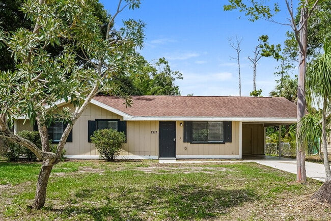 Building Photo - 2912 Crane Ave