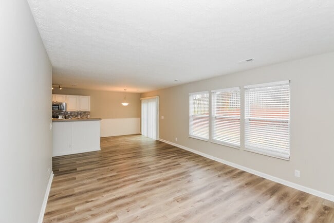 Photo - 3612 Crossbrooke Dr