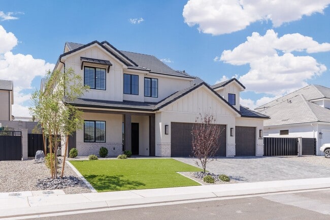 2926 Naboo Ln