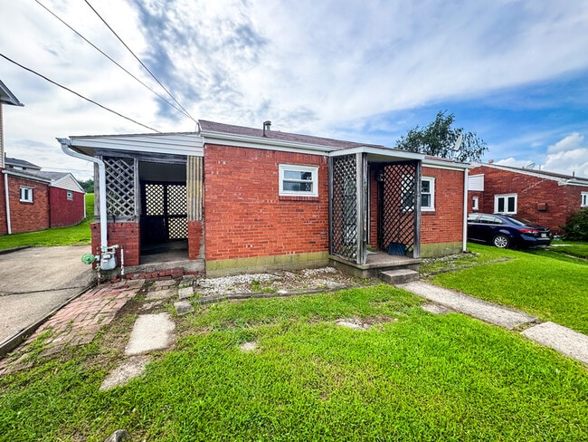 Photo - 125 Delrose Dr