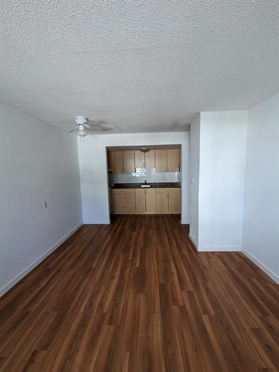 Photo - 639 Constance Ave