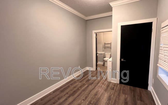 Photo - 292 Welland Ave