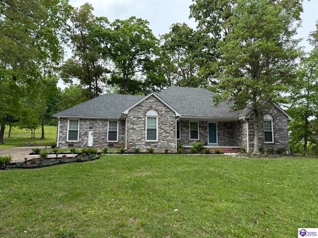 Building Photo - 608 Birch Dr.