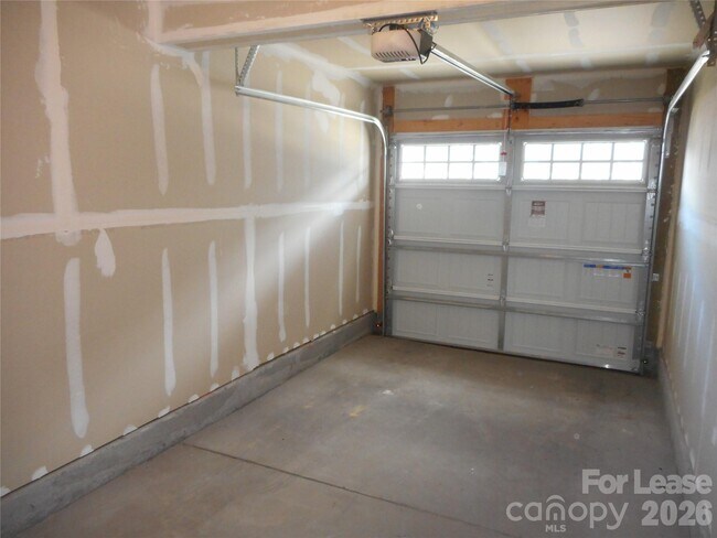 Photo - 2105 Autumn Olive Ln