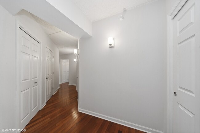 Photo - 750 Pearson St Unidad 408