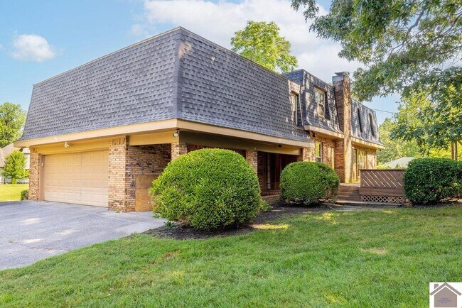 Photo - 51 Martin Cir