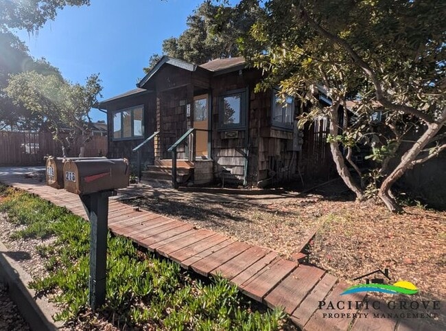 Photo - Warm & Welcoming 3-Bed Cottage with Character on 17-Mile Drive