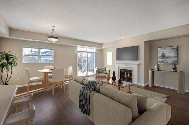 Photo - Lake Hazeltine Woods