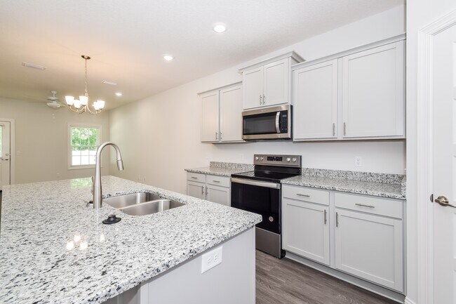 Photo - 1156 Walker Point Way