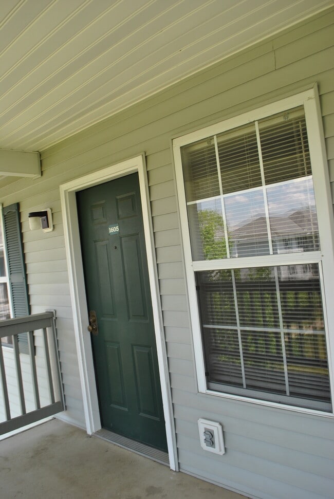 Photo - 15 S Shafer St Unit 1605