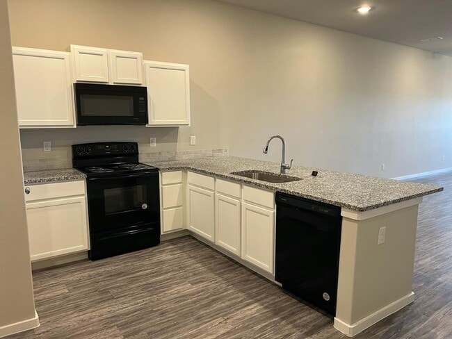 Photo - 1903 Langford Ave Unit B