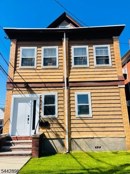 Photo - 735 Van Houten Ave