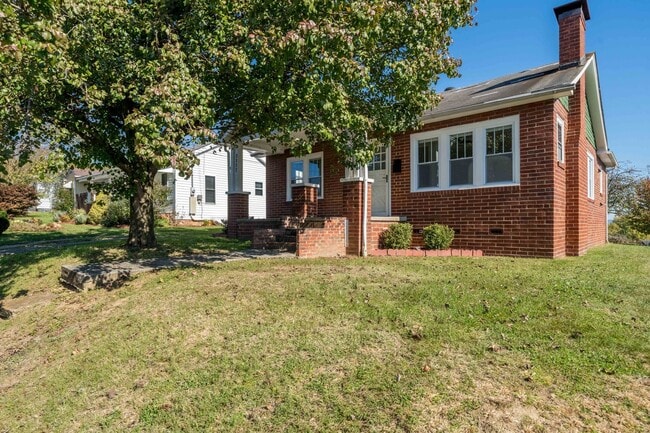 1117 Fairview Ave