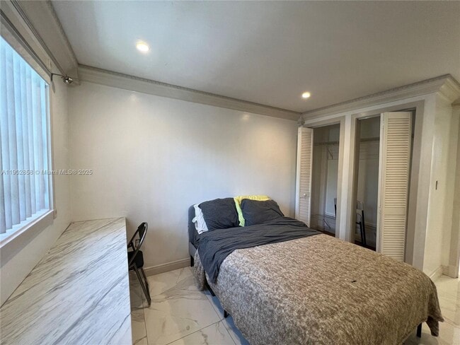 Photo - 1490 NW 34th St Unidad 2