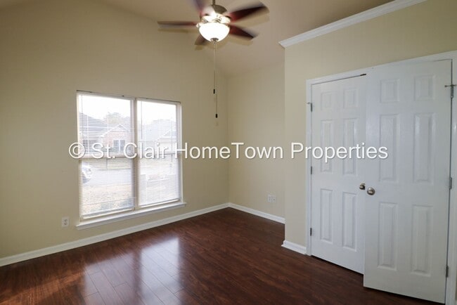 Photo - Family Home in Fox Hollow