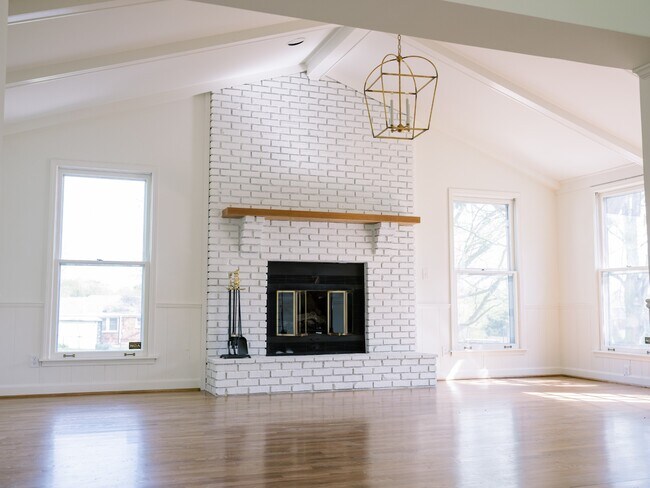 Photo - 512 Brentlawn Dr