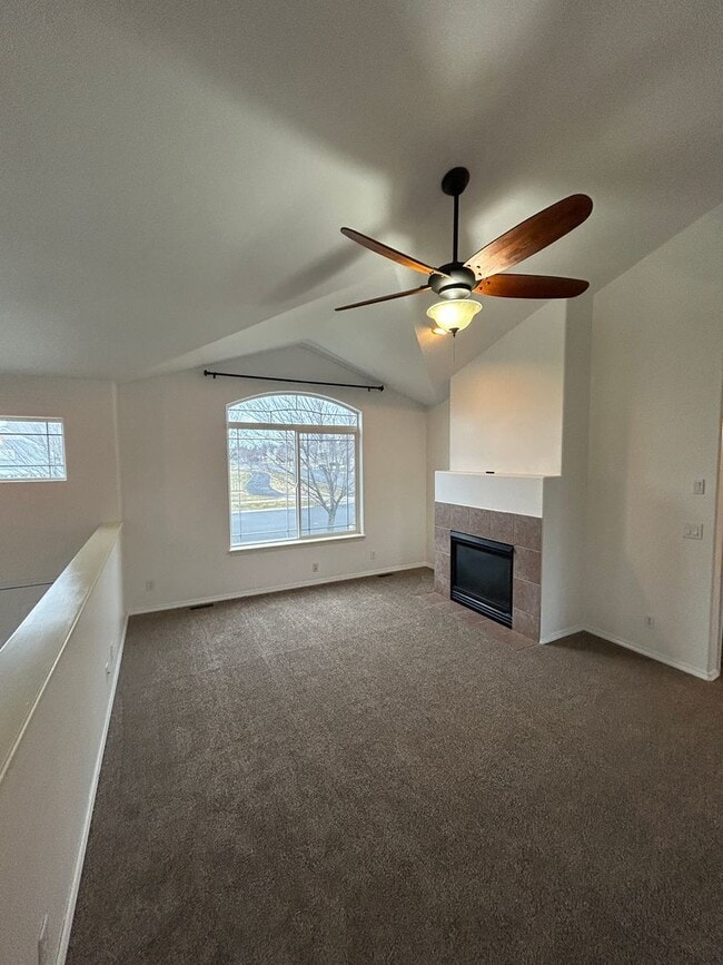 Photo - Lovely and spacious 5 bedroom 3 bath Post Falls Home.