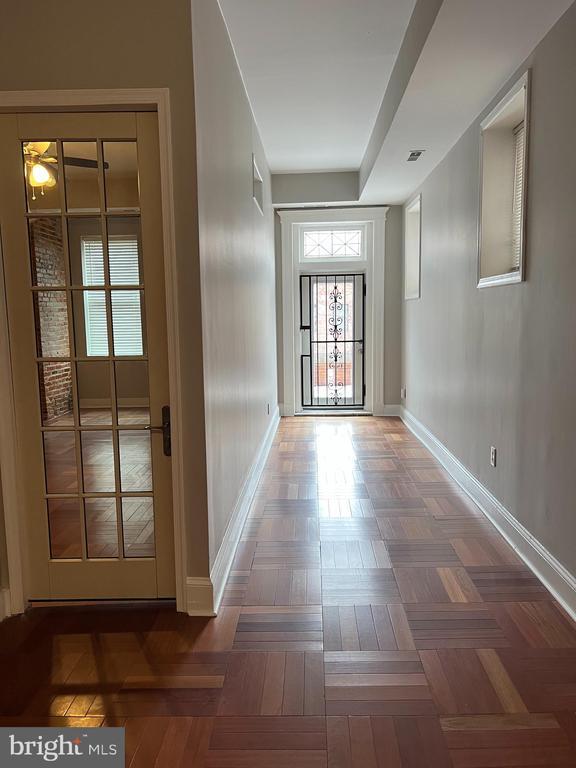 Building Photo - 2319 Eutaw Pl Unit 2