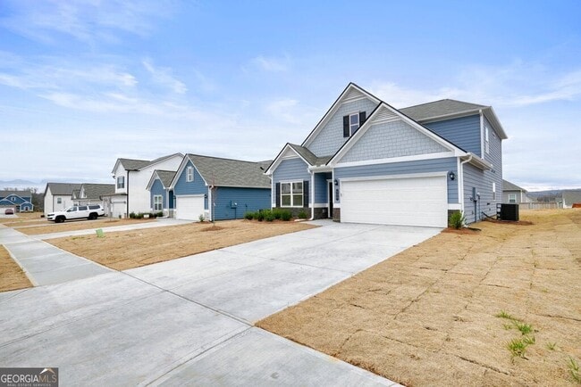 Photo - 529 Summerfield Ln NW