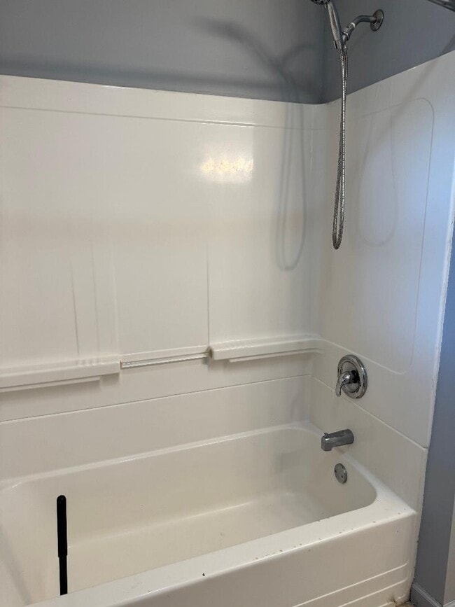 Photo - 262 W Myrtle St