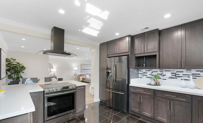 Photo - 1144 Lydig Ave